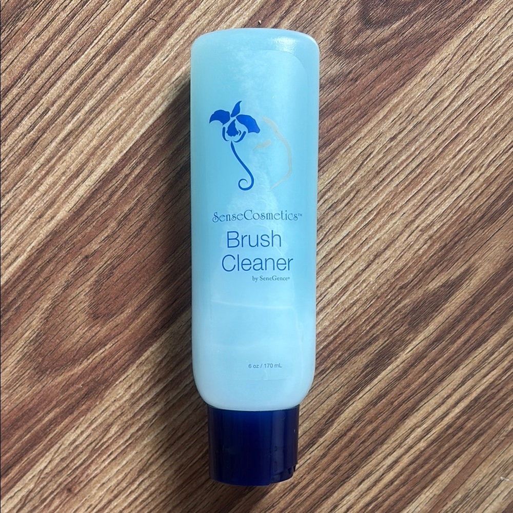 SenseCosmetics Brush Cleaner